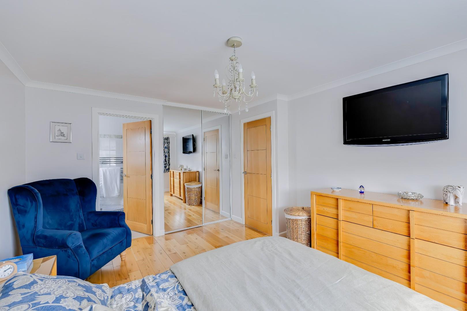 15 Hellas Drive, Barry, CF62 8AW